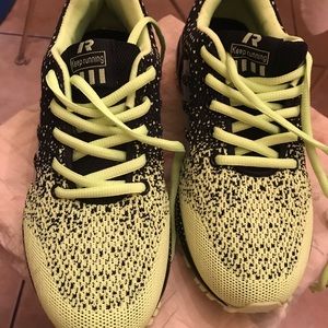 Keep running woman’s sneakers. Brand new